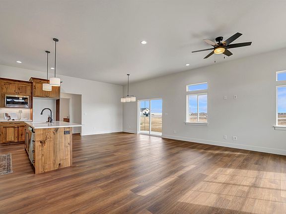 4th image of 3115 Gemini Ave