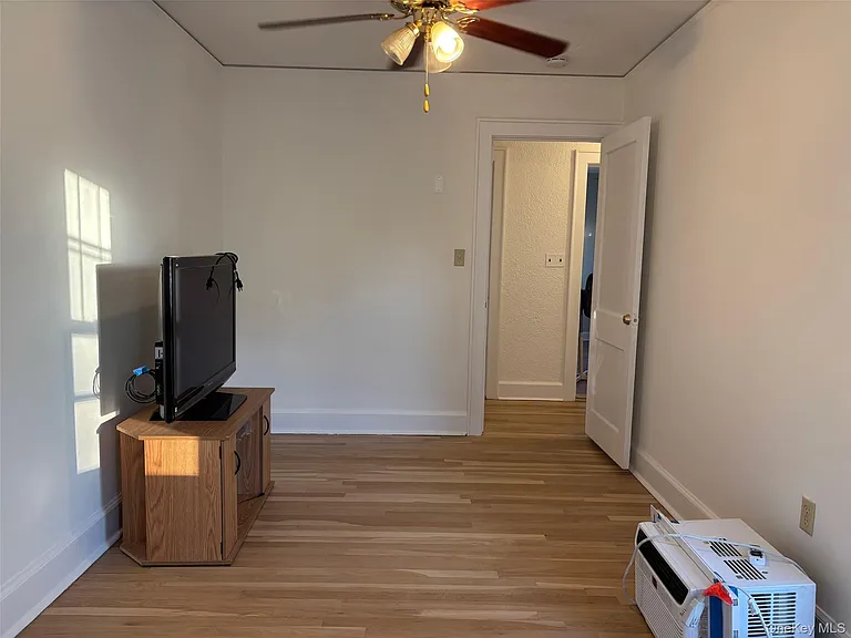 82 Putnam Ave — Photo 26