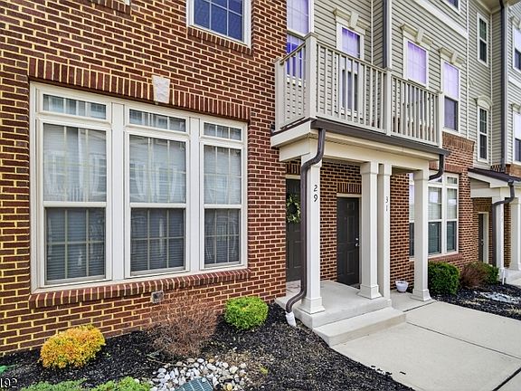 2nd image of 29 Robeson St