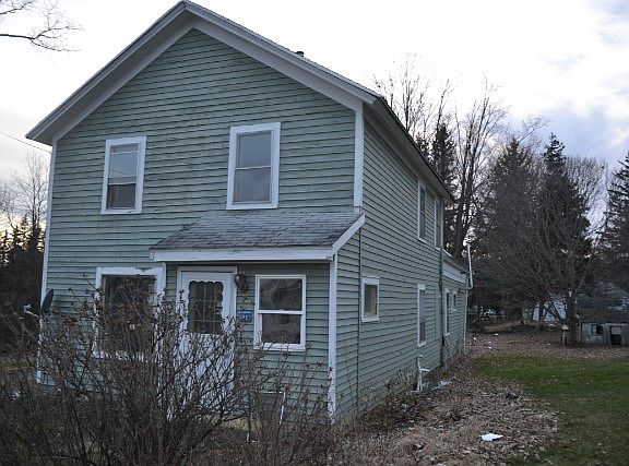2nd image of 9043 Concrete St