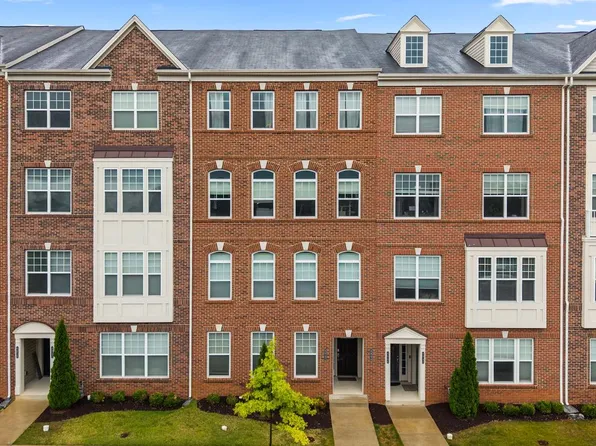 4942 Macdonough Pl, Frederick, MD 21703