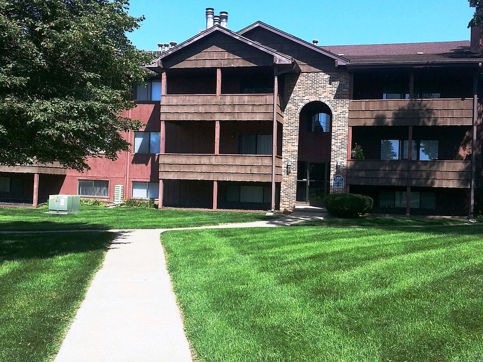 1st image of 5530 Grover St APT 706