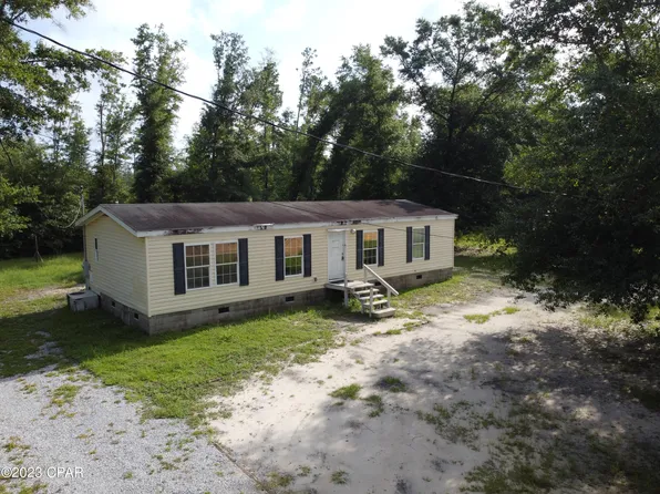 12201 Pinecrest Dr, Fountain, FL 32438