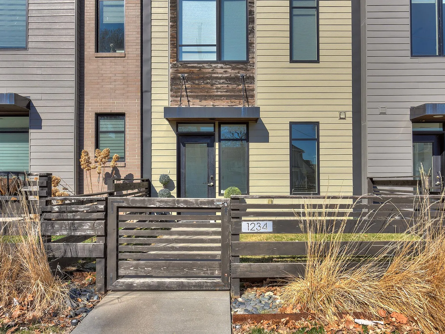 2 bed, 2.5 bath, 1190 sqft, $2,250 — Photo 3