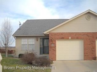 10923 Kentfield Dr, Lebanon, IL 62254