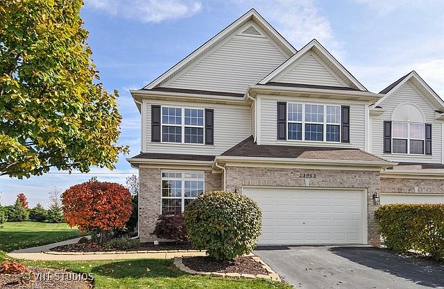 1st image of 11952 S Winterberry Ln
