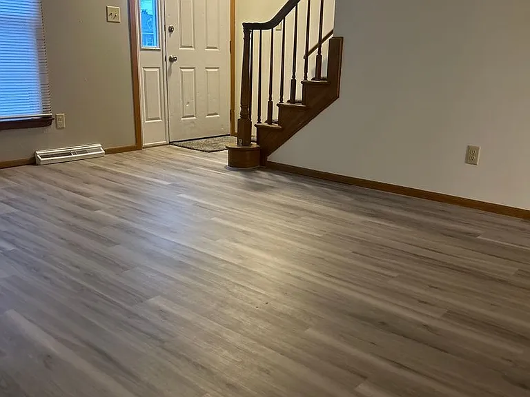 730 Fairwood Dr — Photo 3