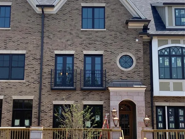 130 Gay Ave, Saint Louis, MO 63105