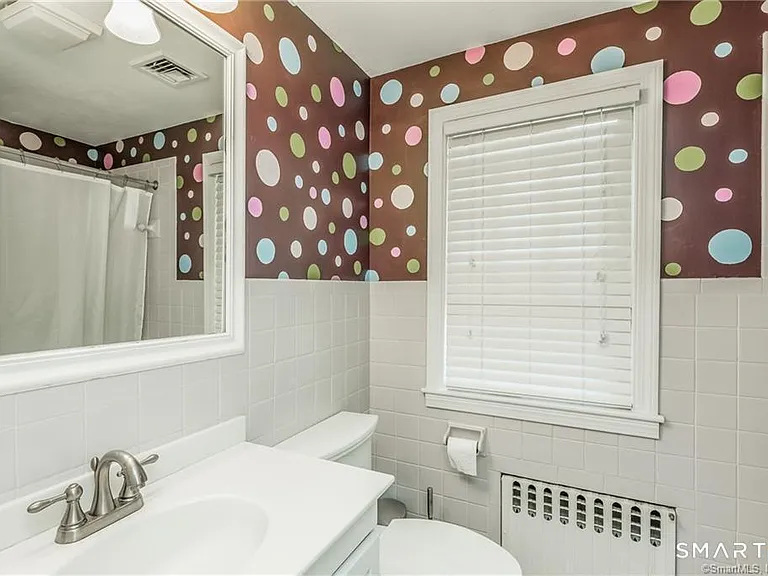 331 Auburn Rd — Photo 28