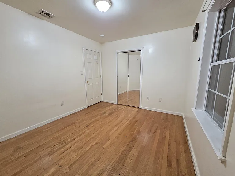 27 Jewett Ave #2 — Photo 17