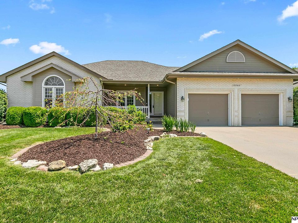 1st image of 13705 Tregaron Dr