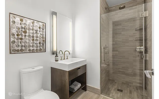 Rented by Douglas Elliman | media 7