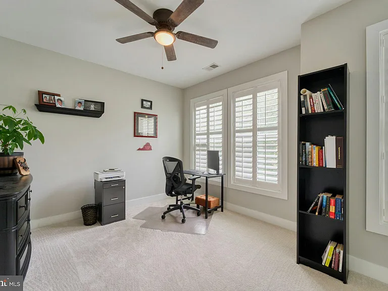 4107 Virginia St — Photo 18