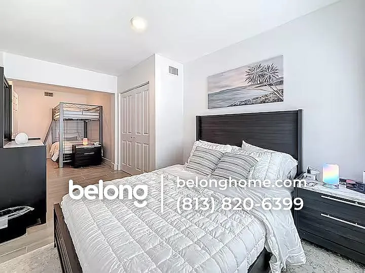 4526 W Beachway Dr — Photo 9