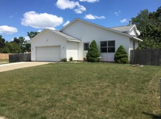 3002 Boone Ave SW, Wyoming, MI 49519