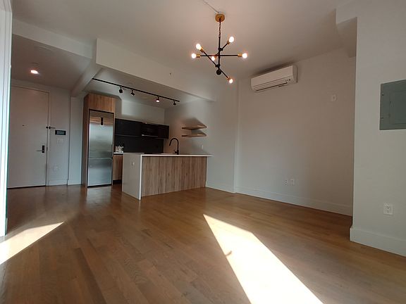 4th image of 2708 Snyder Ave APT 321