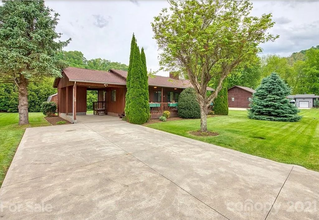 36 Sunflower Ln - Property Image