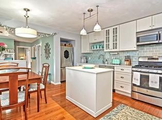 93 Taylor St UNIT 2, Waltham, MA 02453