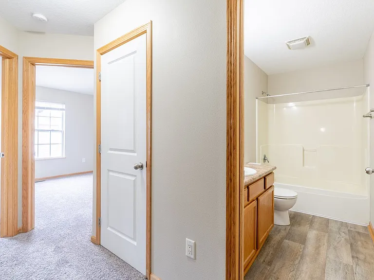 2150 NE 18th St #14 — Photo 14