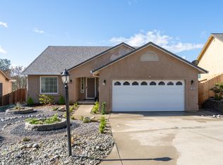1263 Snowcap Trl, Redding, CA 96003