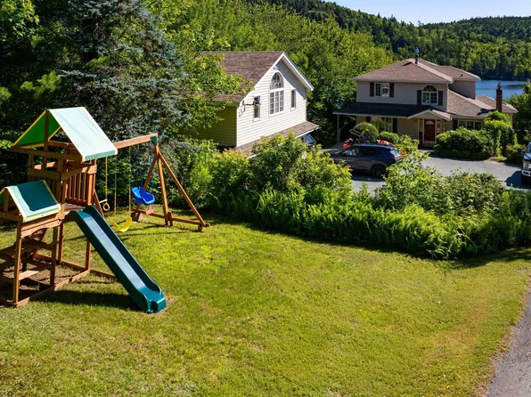 1581 Myra Rd, Porters Lake, NS B3E 1H1