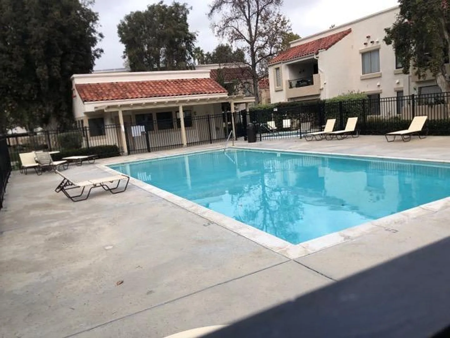 Mira Mesa Condo — Photo 4