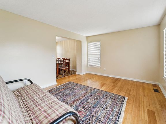 5th image of 9067 Kingsley Dr