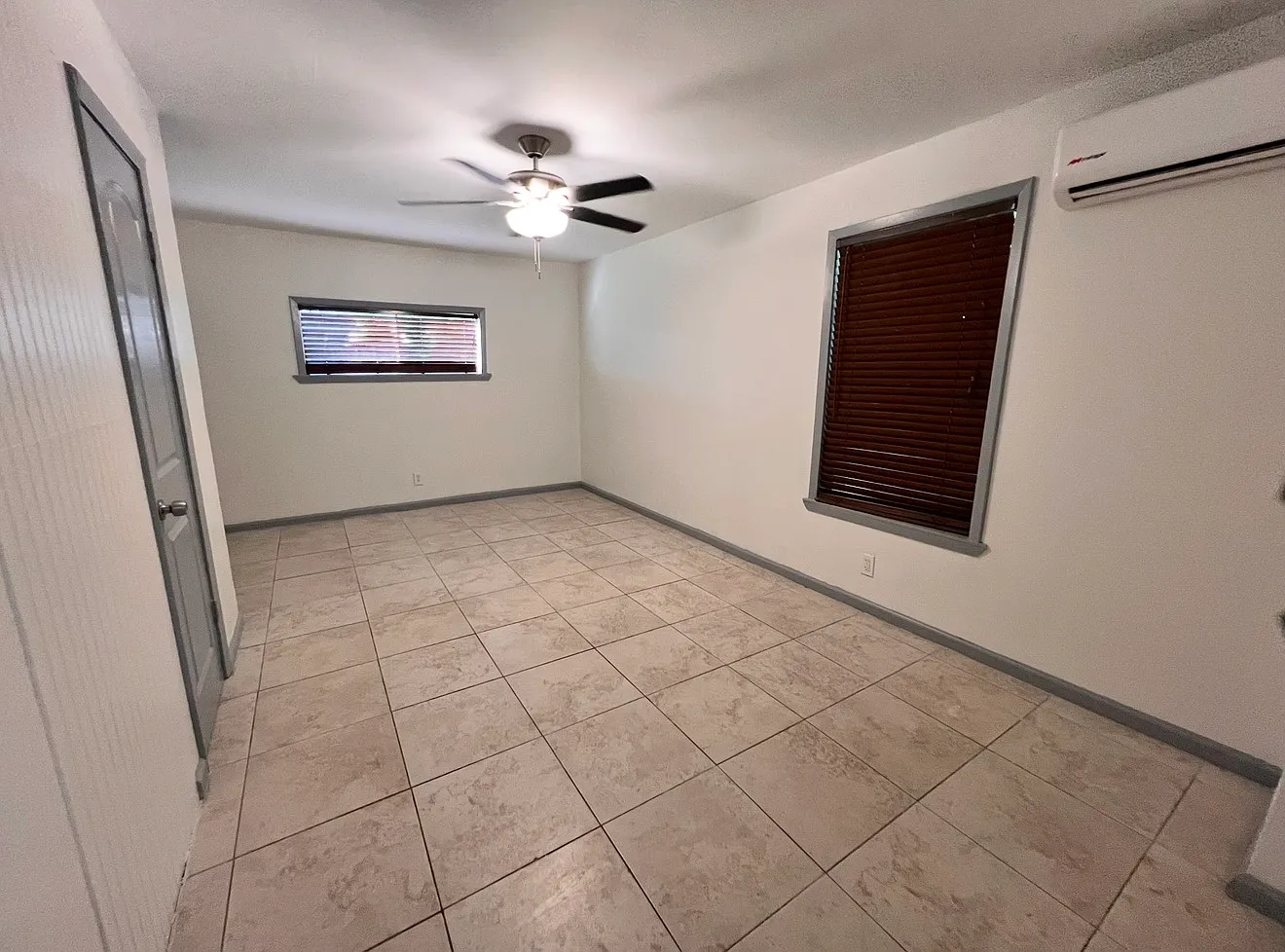 4 bed, 1388 sqft, $2,150 — Photo 3