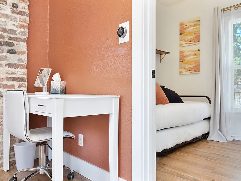 1221 N A St — Photo 12