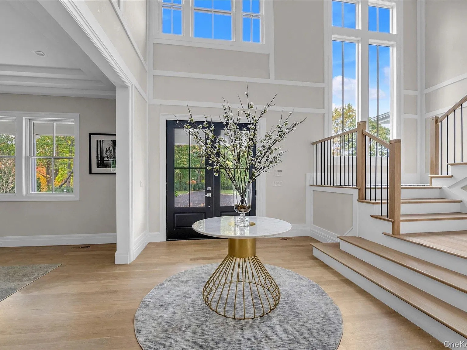 7 bed, 7.5 bath, 6500 sqft, $25,000 — Photo 4