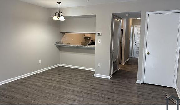 3rd image of 2350 Hill St APT H