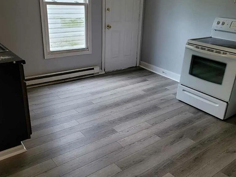 329 Porter Ave — Photo 6