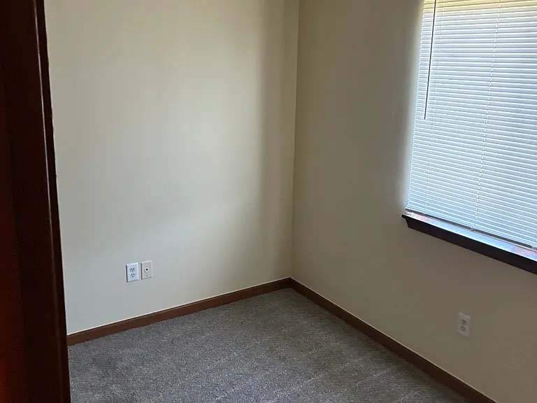 1130 Goddard Rd #11 — Photo 6