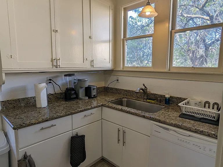 2517 Fulton St — Photo 16