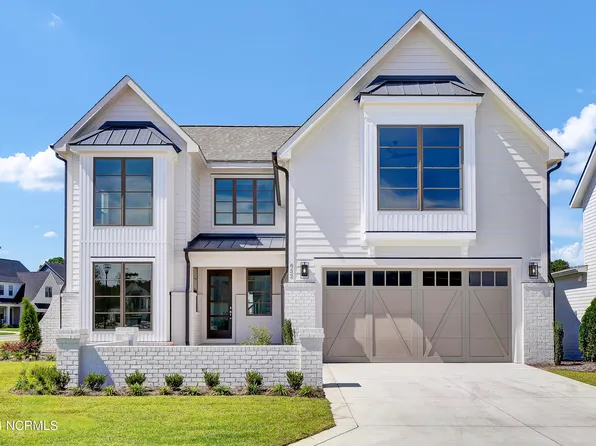 652 Waterstone Drive, Wilmington, NC 28411