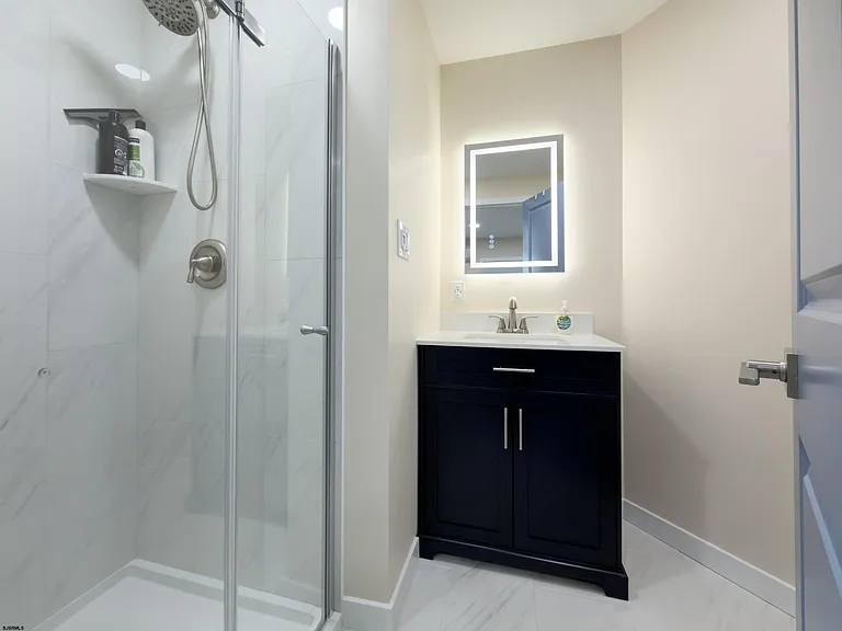 125 N Wissahickon Ave — Photo 27