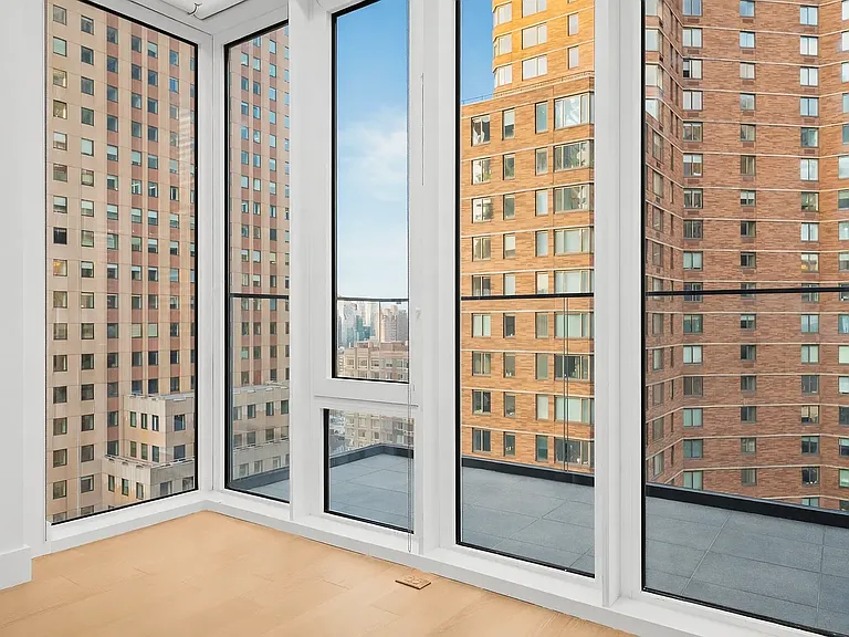 250 W 49th St #12701 — Photo 8