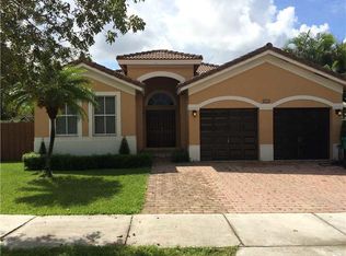 15422 SW 25th Ter, Miami, FL 33185