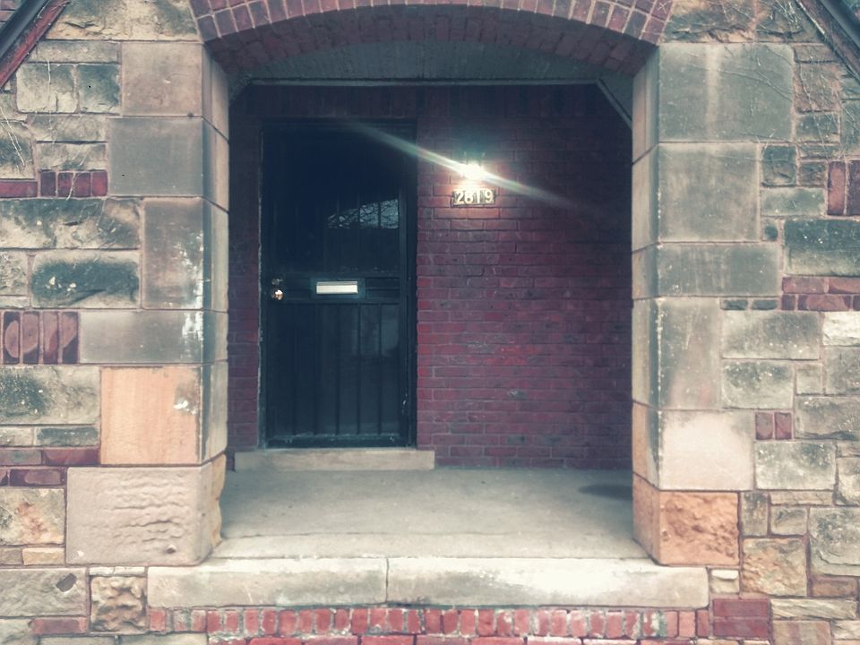 Private Entrance