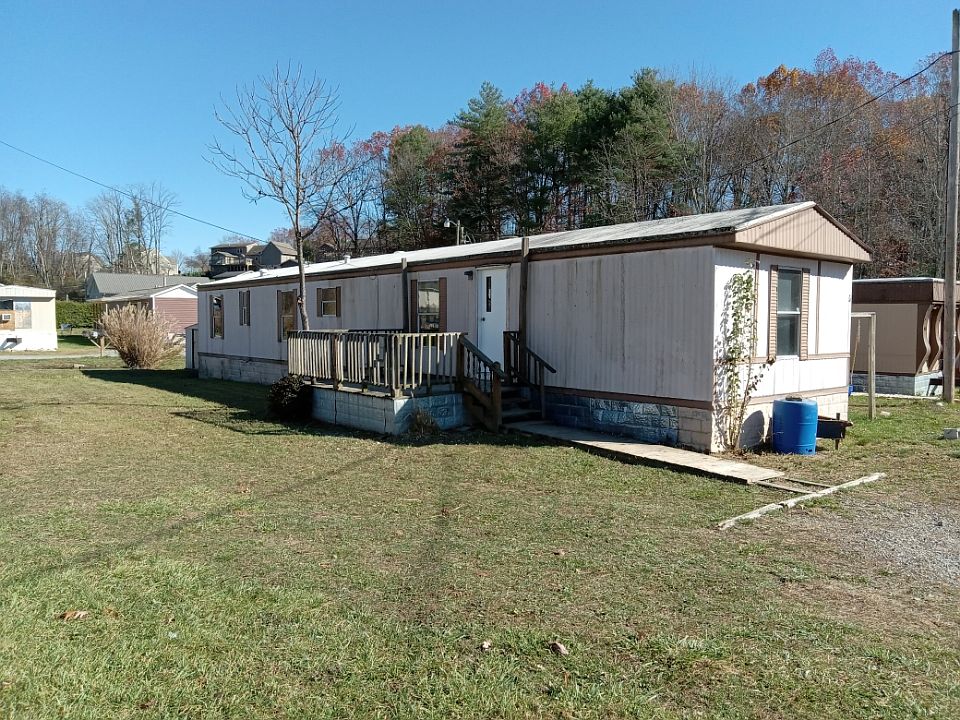 1st image of 181 Deepwood Ave #1