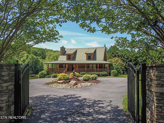 2nd image of Lovely Bluff Rd
