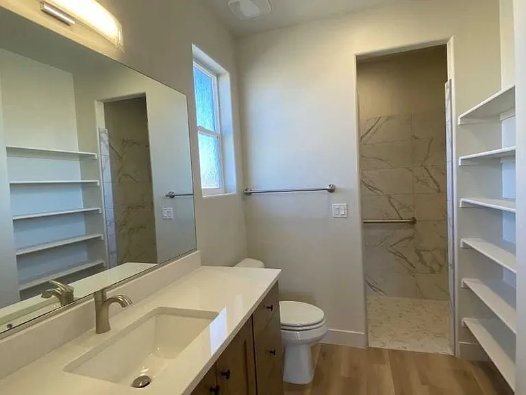 Bedford 3942 S Bedford Place — Photo 11