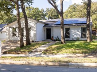 3733 Mulberry Ln, Bedford, TX 76021