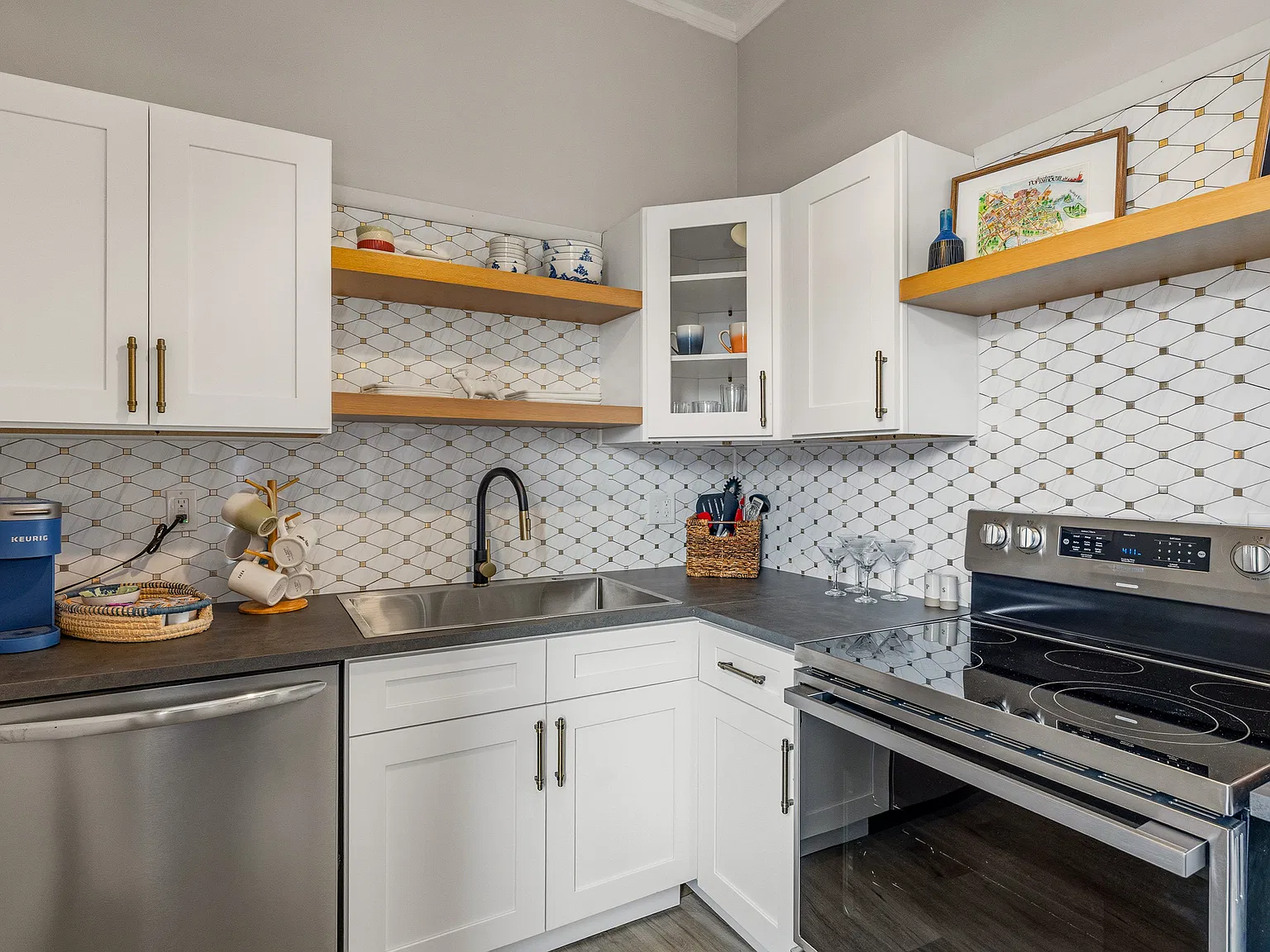 1 bed, 1000 sqft, $2,350 — Photo 4