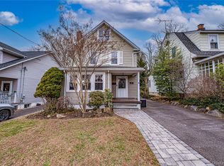 75 Bar Beach Road, Port Washington, NY 11050