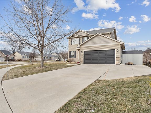 2nd image of 1106 Rolling Hills Ct