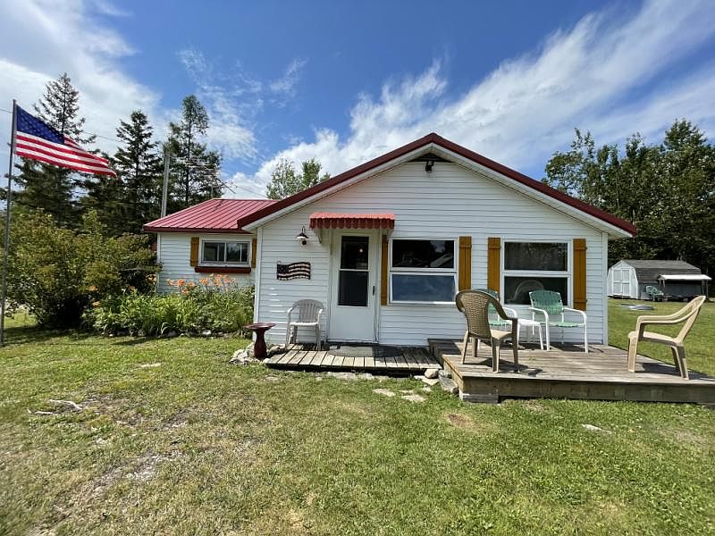 1st image of 33621 E Johnswood Rd