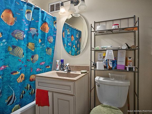 4th image of 619 N Lincoln Ave APT 1