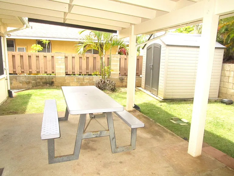 868 Waioli St — Photo 24