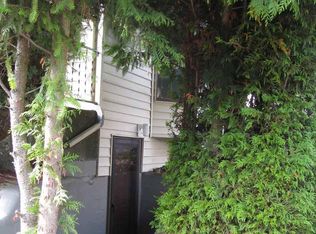 2709 49th Ave SW #B, Seattle, WA 98116